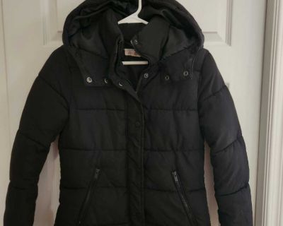 H&M Puffer Jacket - Size 4
