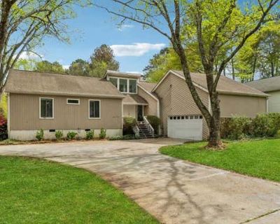 3 Bedroom 3BA 2208 ft Single Family Home For Sale in MARIETTA, GA