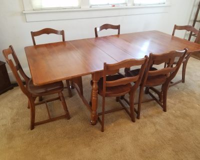 Solid Maple Dining Set with 6 chairs