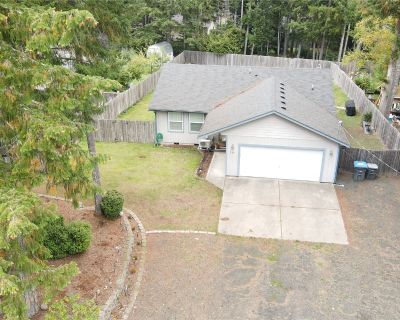 3 Bedroom 2BA 1112 ft Apartment For Rent in Shelton, WA