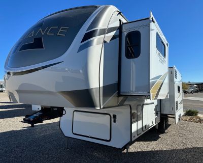 2022 Alliance Rv PARADIGM 310RL