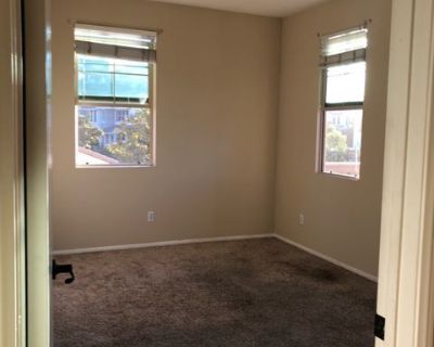 Total rooms: 5. Deposit: $100.00 * Utilities included?: Yes * Fees apply?: No. References are not required. No preference. Smoking is allowed. Couples are welcome. Age preference: 18 - 55. Furnishings: Unfurnished * Parking: Yes * Garage: Yes * Yard/patio: Yes * Balcony/roof terrace: Yes * Disabled access: No * Living room: shared * Broadband included: Yes. Availability Available Now Minimum te...