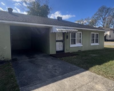 2 Bedroom 1BA Apartment For Rent in Birmingham, AL