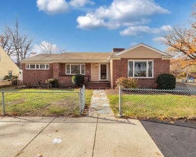 3 Bedroom 2BA 2895 ft Single Family Home For Sale in BOSTON, MA