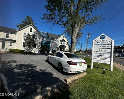 599 Shore Road. 1845 Sq. ft office condo in Somers Manor, near Shore Memorial Hospital. the unit is on the second floor with 6 individual offices , staff room, kitchen area and 2 restrooms. Building is handicapped accessable and it is elevatored. Near Hospital, Ocean City, major shore areas and Parkway ramp.. 1845 ft