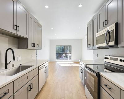 1 Bedroom 1BA 750 ft Apartment For Rent in Los Angeles, CA