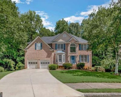 7 Bedroom 5BA 4609 ft Single Family Home For Sale in ROSWELL, GA