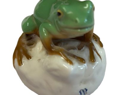 Mid 20th Century Nymphenburg Frog Figurine