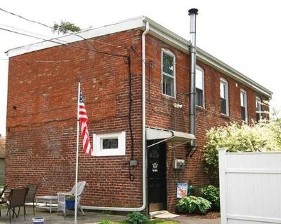 1 Bedroom 1BA 850 ft Pet-Friendly Apartment For Rent in Verplanck, NY