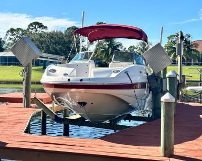 Used 2004 Chaparral 254 Sunesta For Sale in Florida