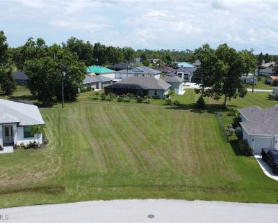 Lots and Land For Sale in Punta Gorda, FL