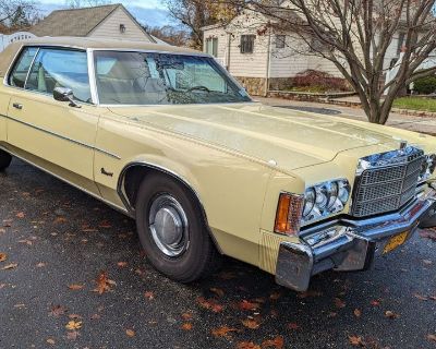 1978 Chrysler New Yorker Coupe