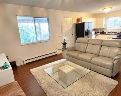 1 Bedroom 1BA 800 ft Furnished House For Rent in New Westminster, British Columbia