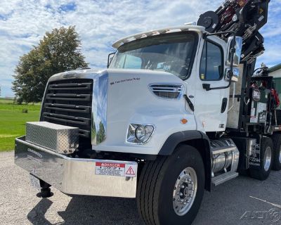 2022 Freightliner 108SD Day Cab w/ Mounted Knuckle Boom