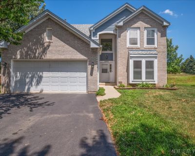 5 Bedroom 2BA 2162 ft Single Family Home For Sale in Aurora, IL