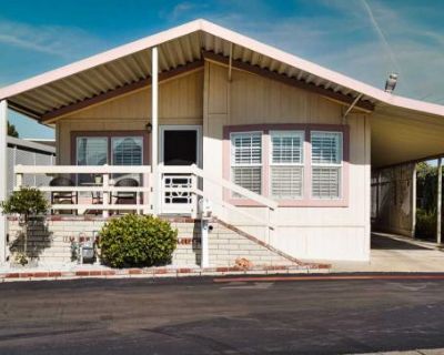 3 Bedroom 2BA 1344 ft Mobile Home For Rent in Huntington Beach, CA