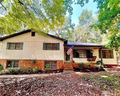 3 Bedroom 2BA 1478 ft Single Family House For Sale in Canton, GA