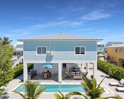 162 Marina Avenue. image_url. In unit laundry Dishwasher Pool Tennis court Pickleball Hot tub Unit Amenities dishwasher furnished in unit laundry microwave range refrigerator Property Amenities on-site laundry pool hot tub internet access tennis court pickleball. 3 Bedroom. 2 Bathroom. 1617 ft . Furnished