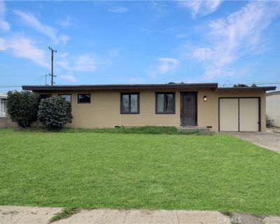 3 Bedroom 1BA 1080 ft Single Family House For Sale in Santa Maria, CA