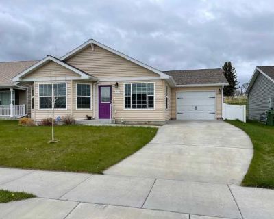 3 Bedroom 2BA 1325 ft Pet-Friendly Apartment For Rent in Billings, MT