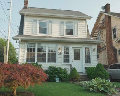 4 Bedroom 1BA Single Family Home For Sale in BLOOMFIELD, NJ