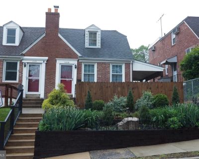 3 Bedroom 1BA 1062 ft Townhouse For Sale in Drexel Hill, PA