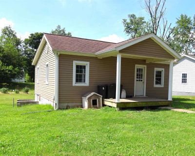 2 Bedroom 1BA 756 ft Single Family House For Sale in Cannelburg, IN