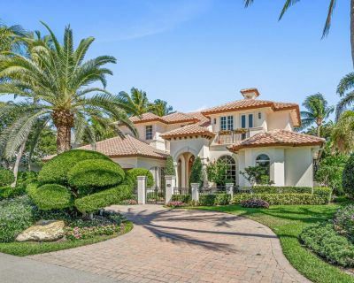 5 Bedroom 5BA 5770 ft Furnished House For Rent in Boca Raton, FL