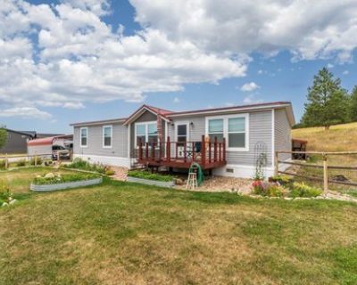 3 Bedroom 2BA 1344 ft Mobile Home For Sale in Custer, SD