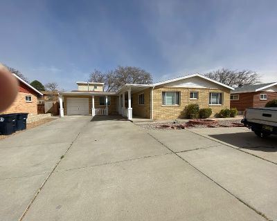 1300 Arizona St NE UNIT A-B. The multi-family configuration of 1300 Arizona NE, includes both the A and B units ; \nThis 3050 sf. multi- generational home includes 4 bedrooms, 4 baths, 2 kitchens 3 living rooms, a one car garage two private backyards!! Perfect for a child going to the university or a grandparent wanting to be close but also wanting privacy, is now available to lease for $ 3100....