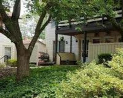 2 Bedroom 1BA 766 ft Condominium For Sale in WOODBRIDGE, VA