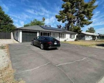 3 Bed 2 Bath Preforeclosure Property in Phoenix, AZ 85008 - N 40th St