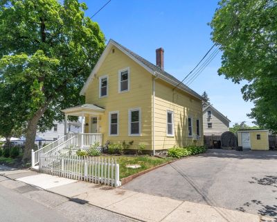 4 Bedroom 1BA 1817 ft Single Family House For Sale in Dedham, MA