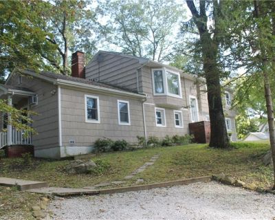 4 Bedroom 3BA 2375 ft Single Family House For Sale in Mahopac, NY