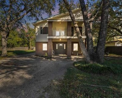 5 Bedroom 2BA 2268 ft Single Family Home For Sale in BRIDGE CITY, TX