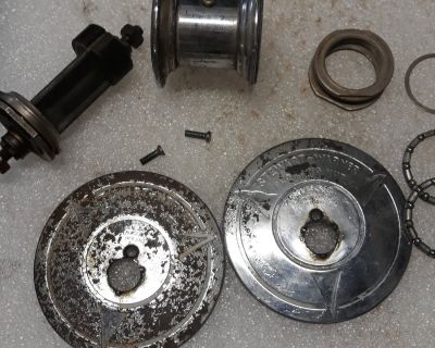 Stewart warner full floating hub