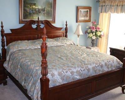 Wonderful Woodbridge Estate Sale! (Nov 7-9)