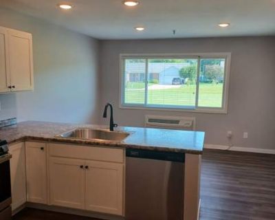 2 Bedroom 2BA 742 ft Apartment For Rent in Milford, IN