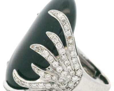 18K White Gold Diamond Claw Onyx Cocktail Ring, 2 Carats
