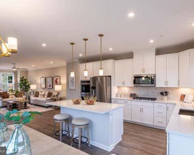 3 Bedroom 4BA 1961 ft Townhouse For Sale in BALTIMORE, MD