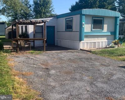 3 Bedroom 1BA 1138 ft Mobile Home For Sale in Middletown, PA