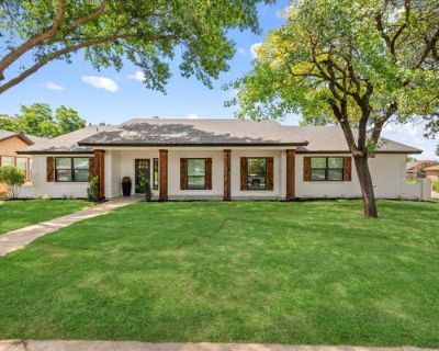 4 Bedroom 3BA 2533 ft Single Family Home For Sale in BEDFORD, TX