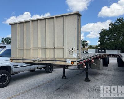 2014 Mac 48 ft T/A Spread Axle Flatbed Trailer