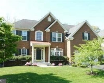 4807 River Creek Ter. Welcome to this breathtaking brick-front colonial nestled in the highly desirable Cross Creek Club neighborhood! With over 5,000 square feet of space, this bright and airy home blends classic elegance with modern comfort. Enter the magnificent two-story foyer adorned with shimmering hardwood floors and intricate molding, leading to the formal dining room, a living/sitting ...