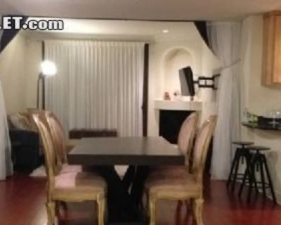 2 Bedroom 1BA Apartment For Rent in North Hollywood, CA