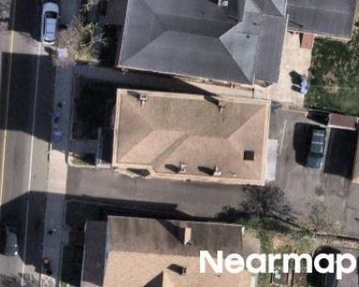 6 Bed 3 Bath Preforeclosure Property in Hartford, CT 06106 - Broad St