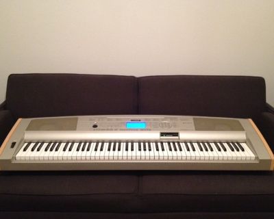 Yamaha DGX-500 Portable Grand Piano