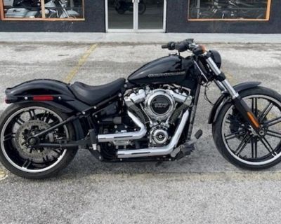 2018 Harley-Davidson BREAKOUT