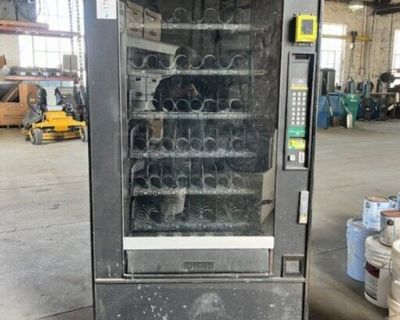 Crane National Vendors CN148 Glass Front Snack Vending Machine For Sale in Texas!