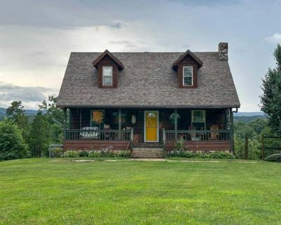 4 Bedroom 3BA 1914 ft Single Family Home For Sale in MOUNTAIN VIEW, AR